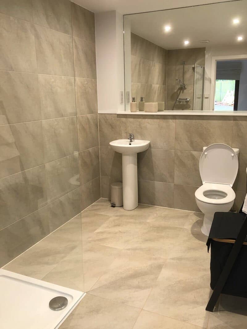 The Coach House Inverness - Accessible Bathroom